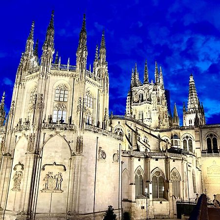 El Capricho De Claudia_ Apartamentos Burgos Catedral Екстериор снимка