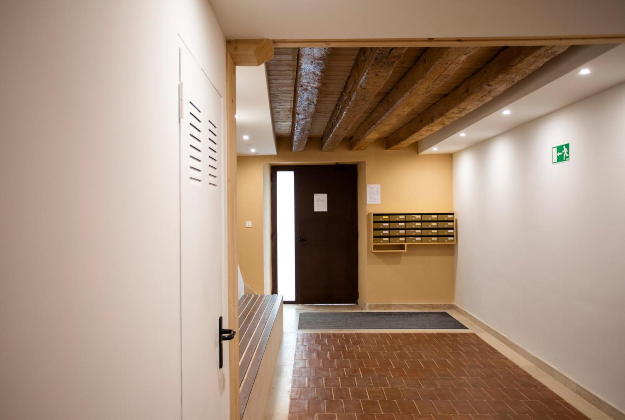 El Capricho De Claudia_ Apartamentos Burgos Catedral Екстериор снимка