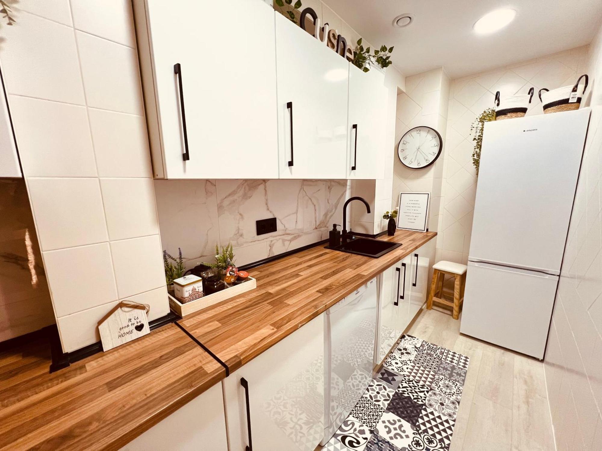 El Capricho De Claudia_ Apartamentos Burgos Catedral Екстериор снимка