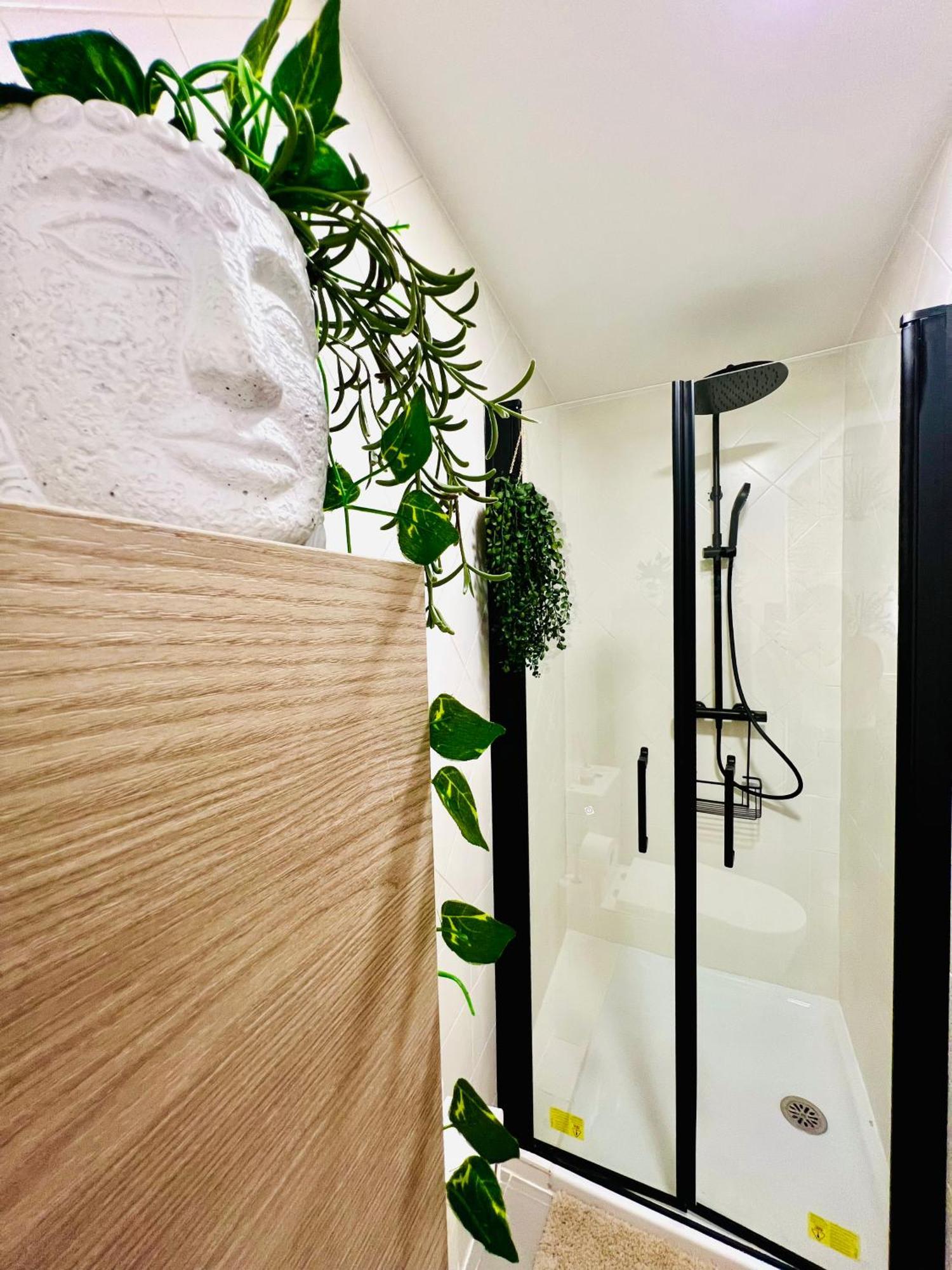 El Capricho De Claudia_ Apartamentos Burgos Catedral Екстериор снимка