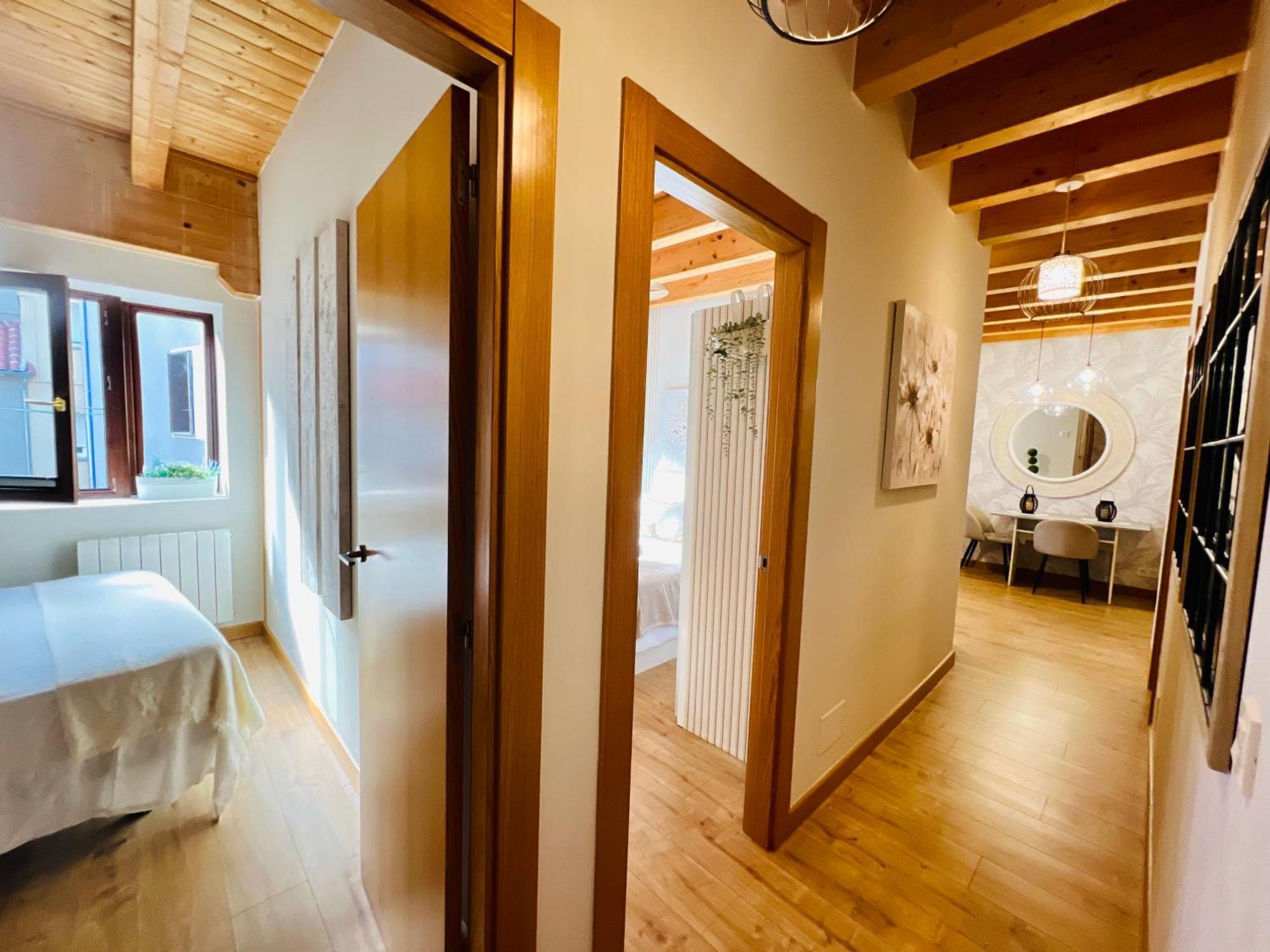 El Capricho De Claudia_ Apartamentos Burgos Catedral Екстериор снимка