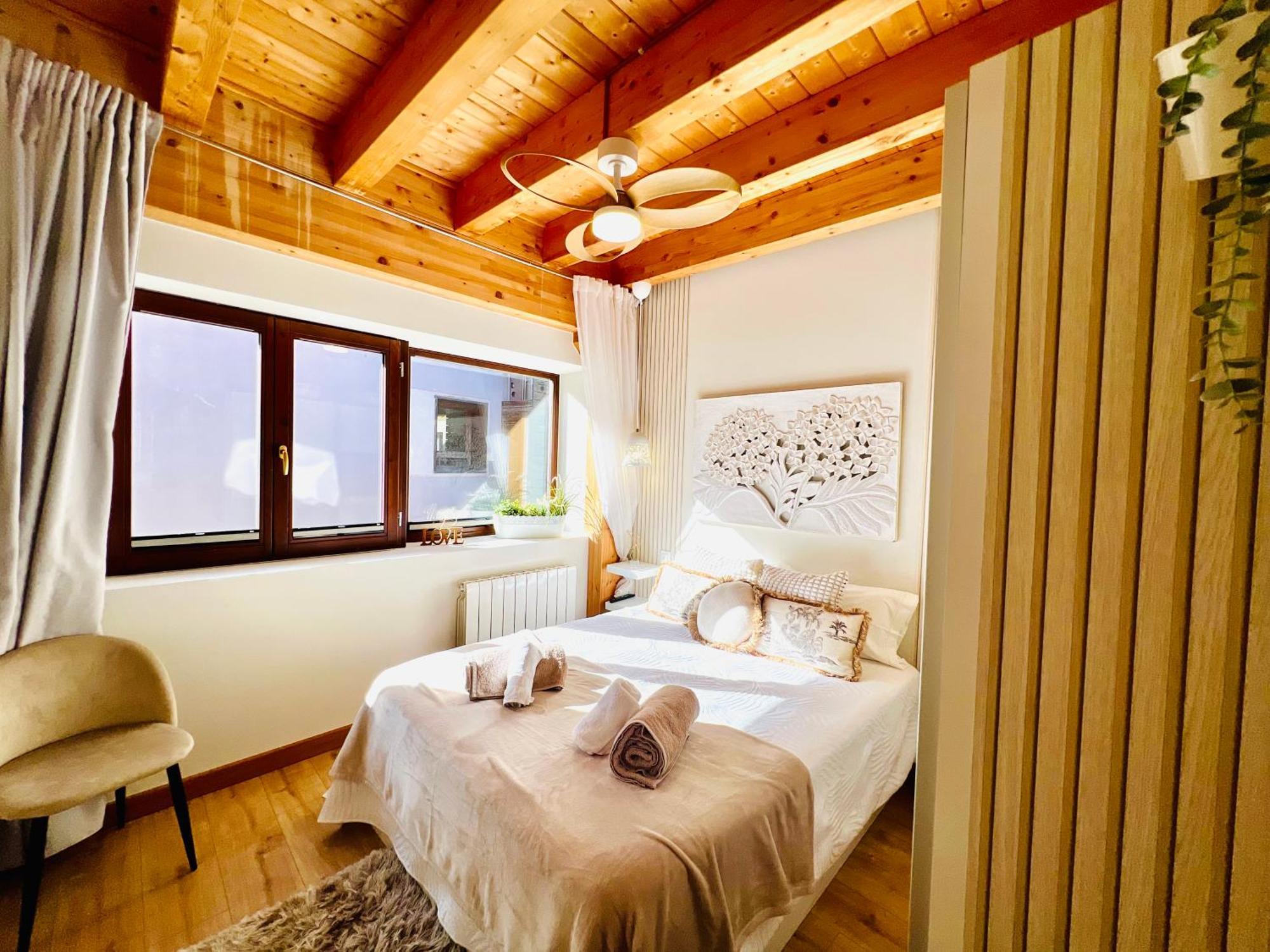 El Capricho De Claudia_ Apartamentos Burgos Catedral Екстериор снимка